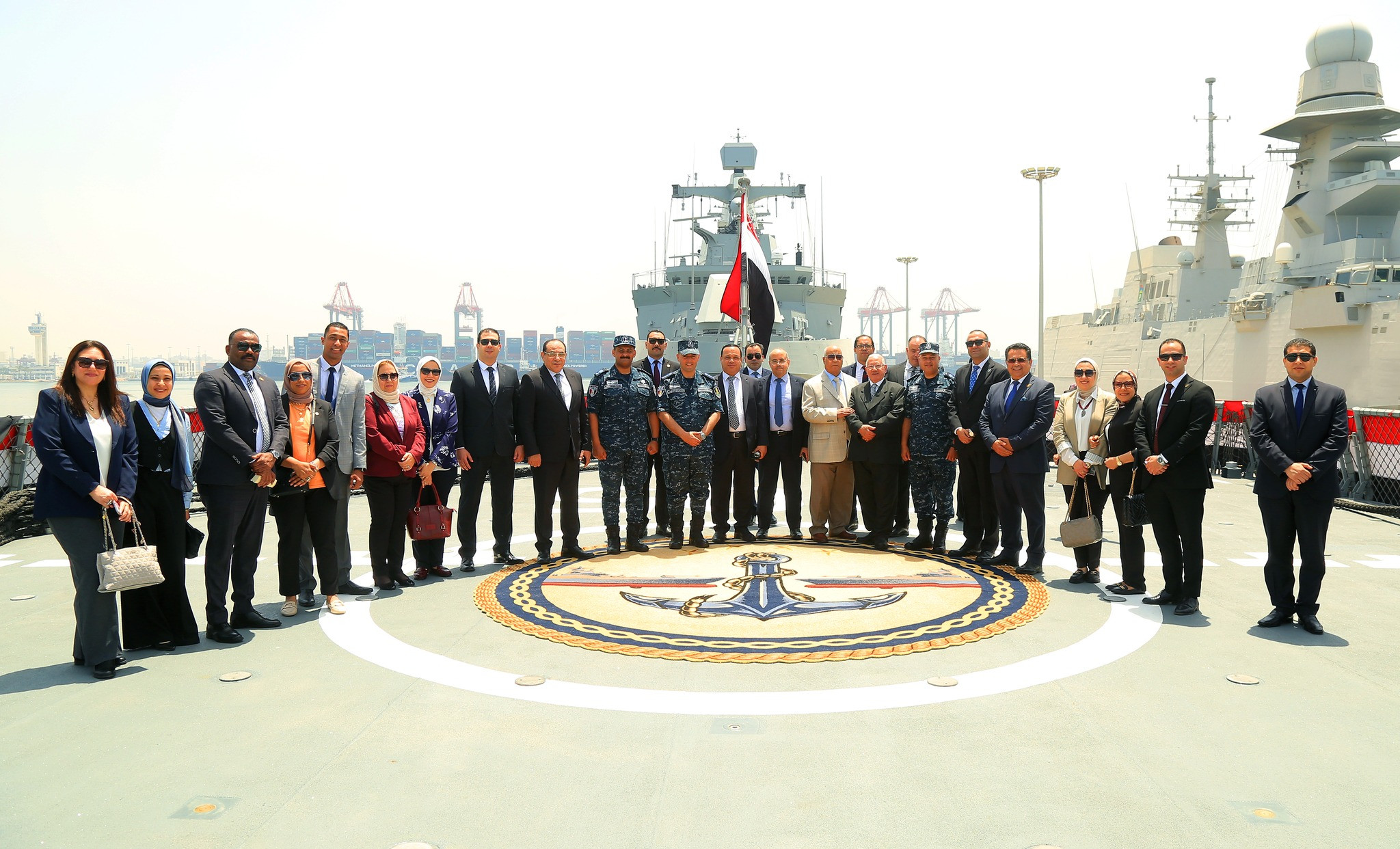 القوات البحرية