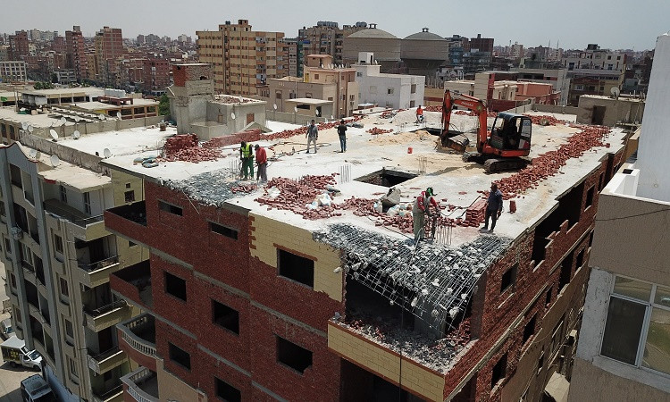 محافظ الإسماعيلية:لن نسمح بتهديد أرواح المواطنين أوالاستهانة بقوانين ا