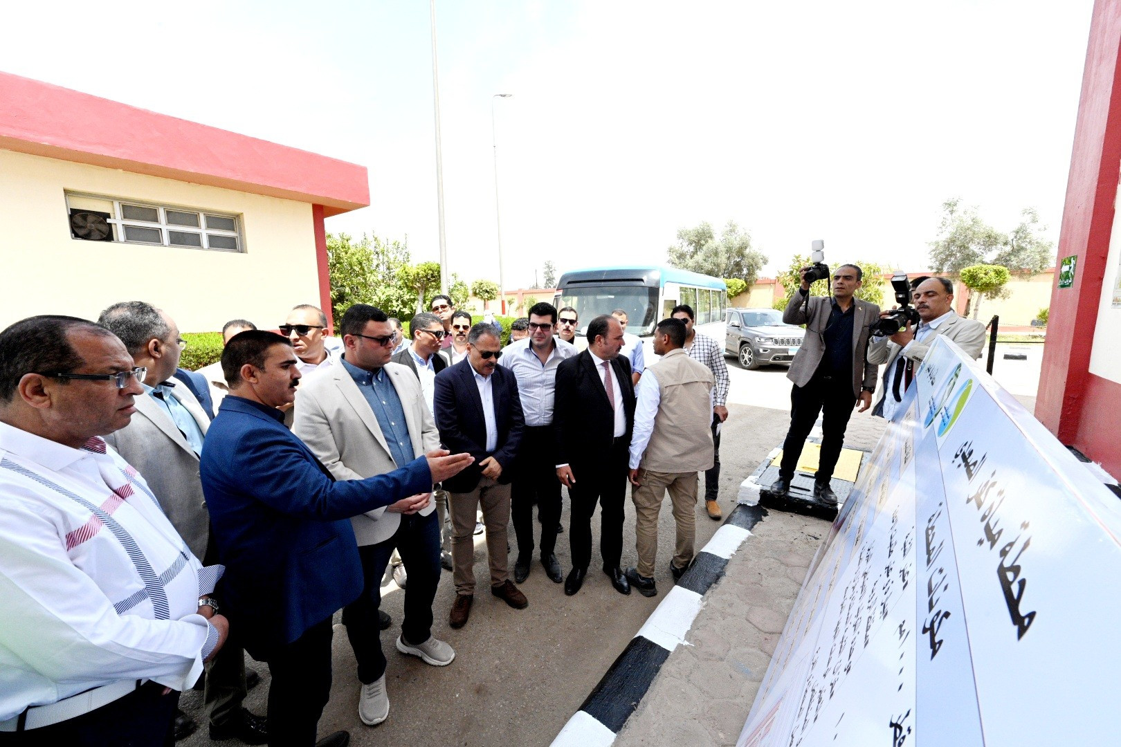 وزير الاسكان