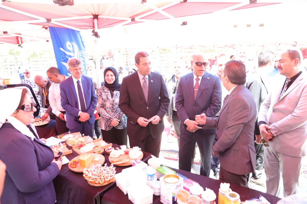 وزير العمل ومحافظ دمياط