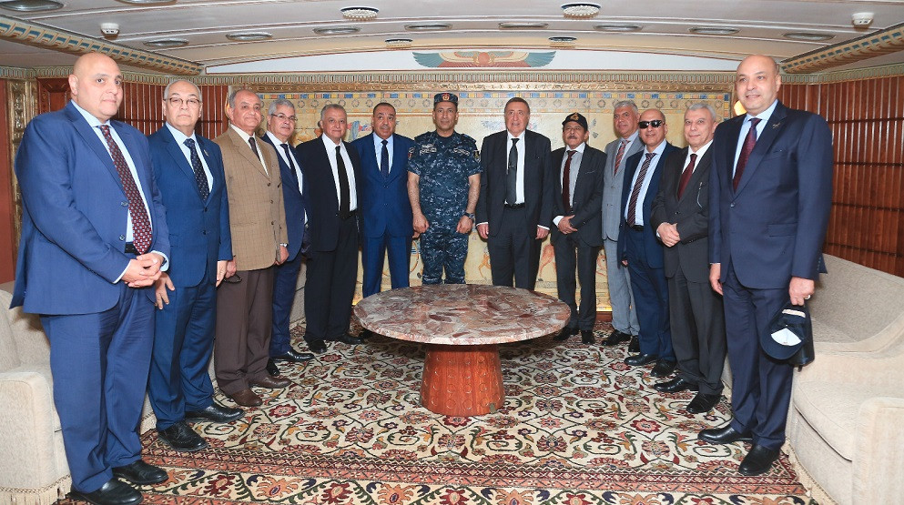 القوات البحرية