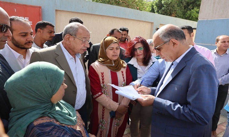 محافظ المنيا يفتتح وحدة طب الأسرة بمهدية خطوة نحو رعاية صحية شاملة