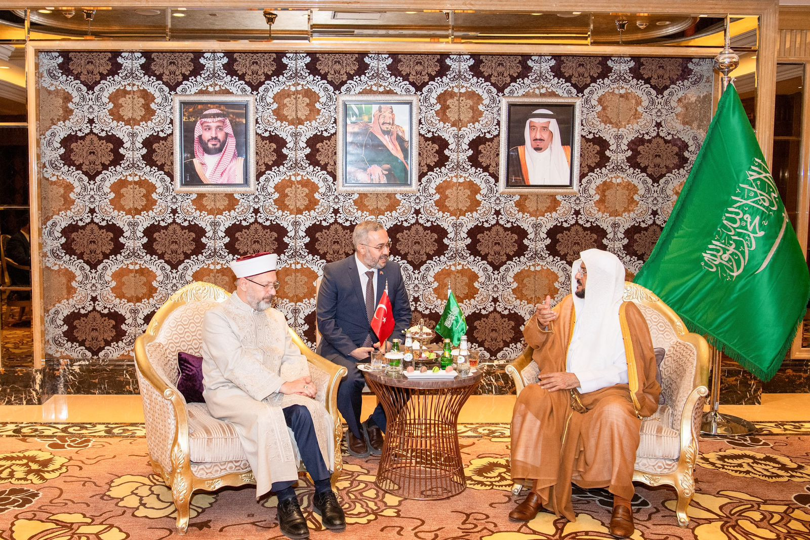 وزير الشؤون الإسلامية السعودي ورئيس الشؤون الدينية التركي