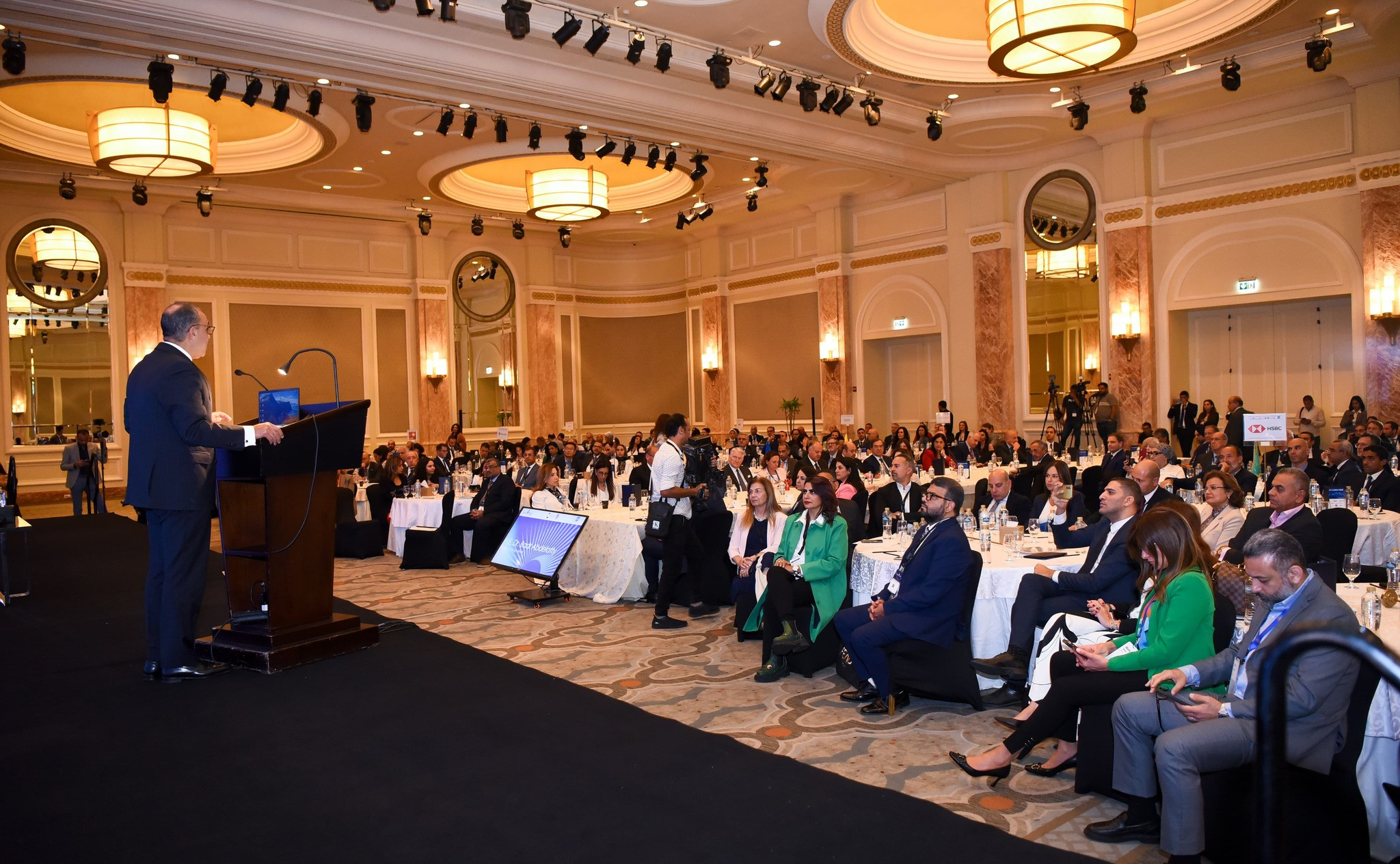 وزير الخارجية