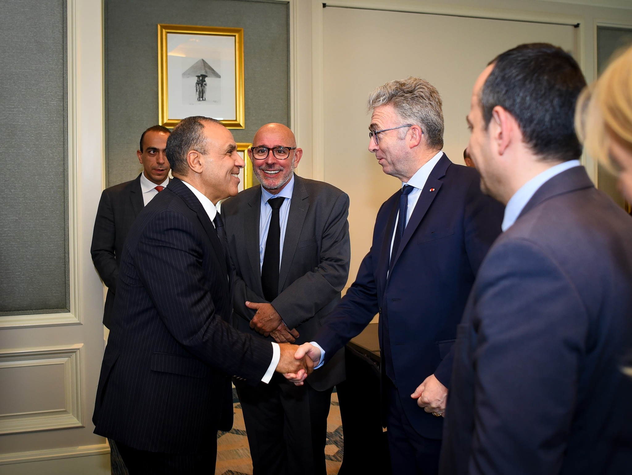 وزير الخارجية