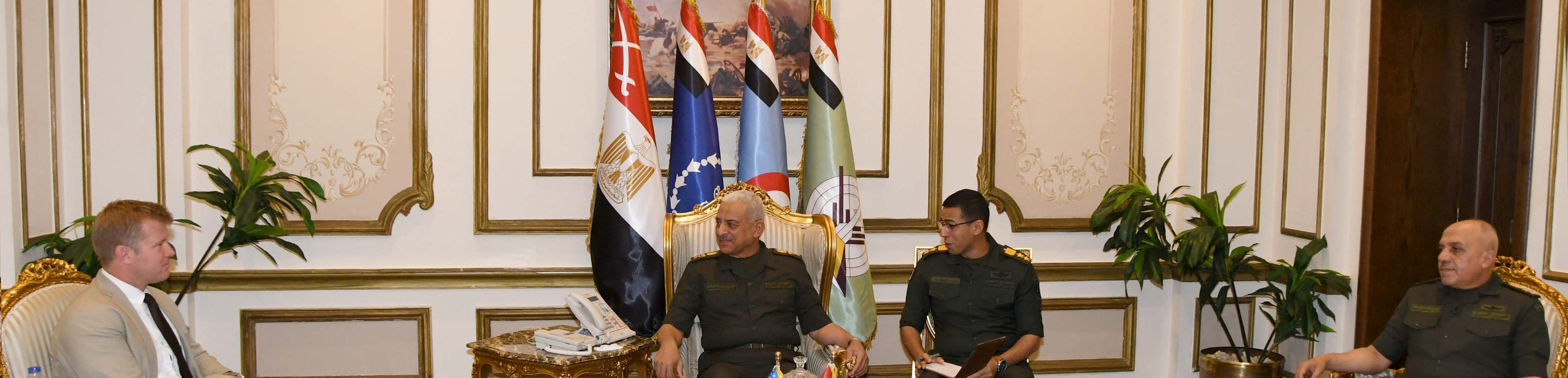 وزير الدفاع