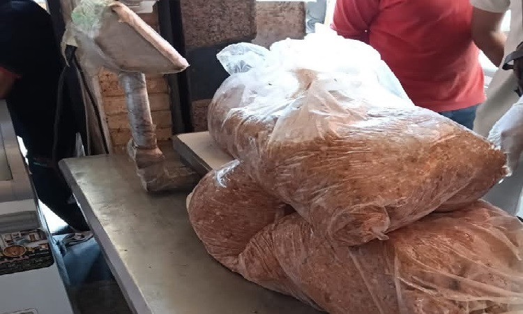 بيطري بورسعيد يقود حملة موسعة للتفتيش على منافذ بيع اللحوم والدواجن وا