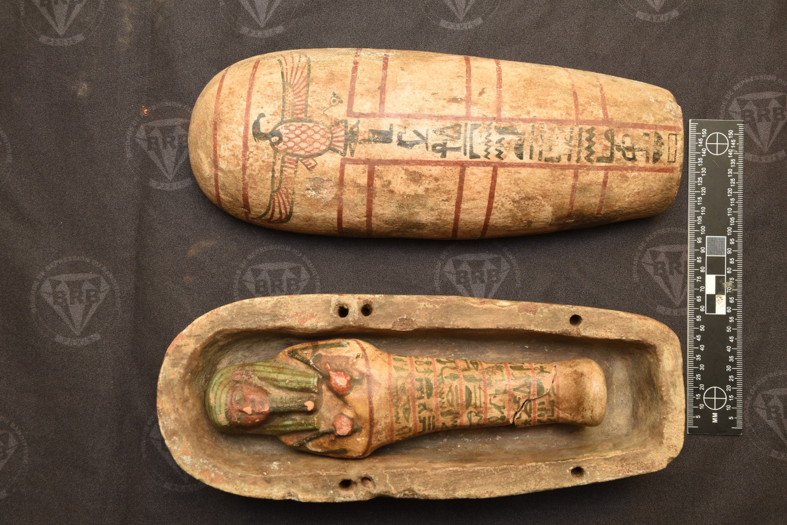 وزارة السياحة والآثار تتسلّم 7 قطع أثرية مستردة من فرنسا