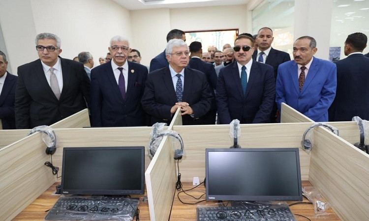 مركز الاختبارات الإلكترونية بكلية حقوق المنوفية