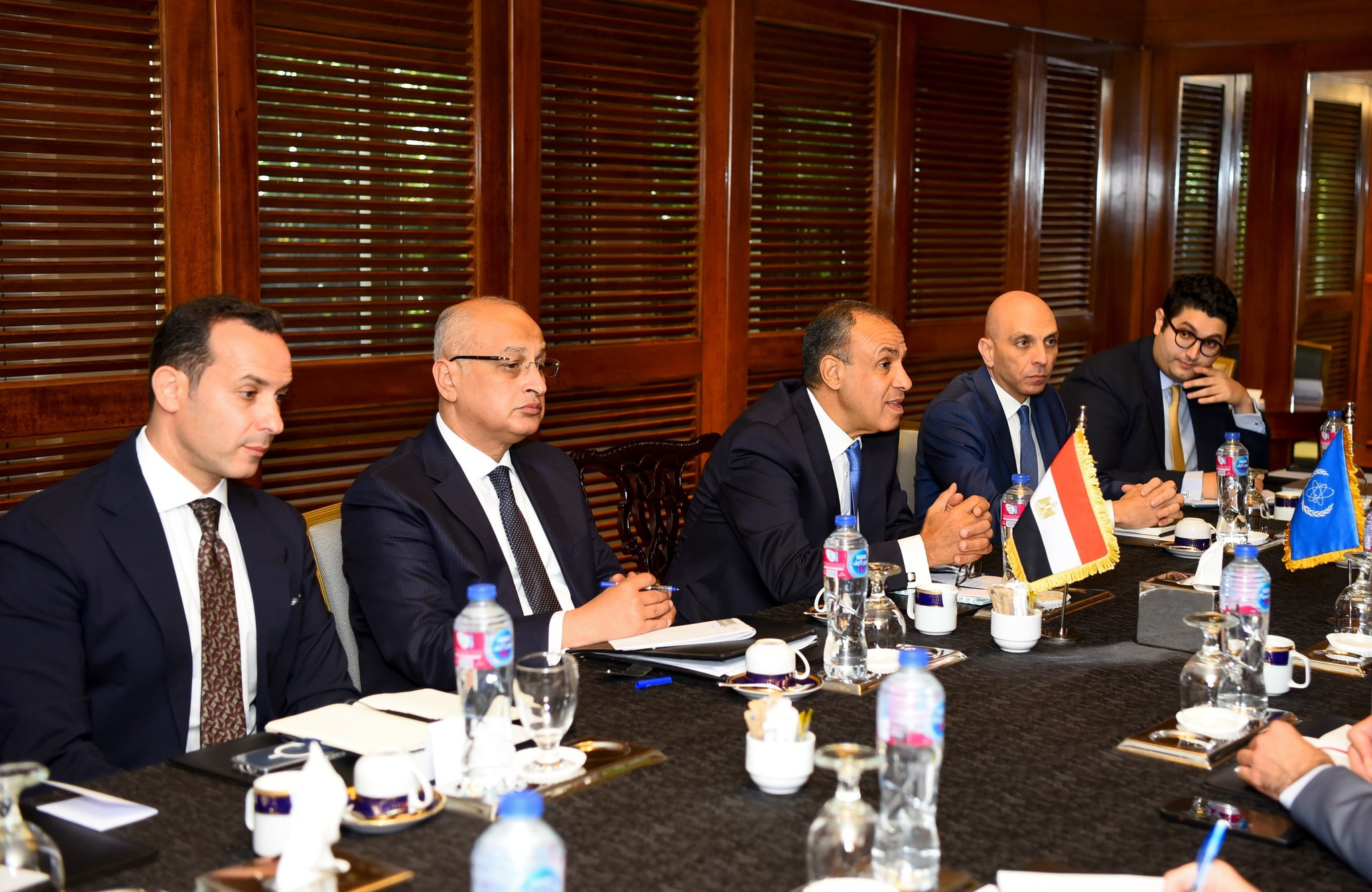 وزير الخارجية ومدير وكالة الطاقة