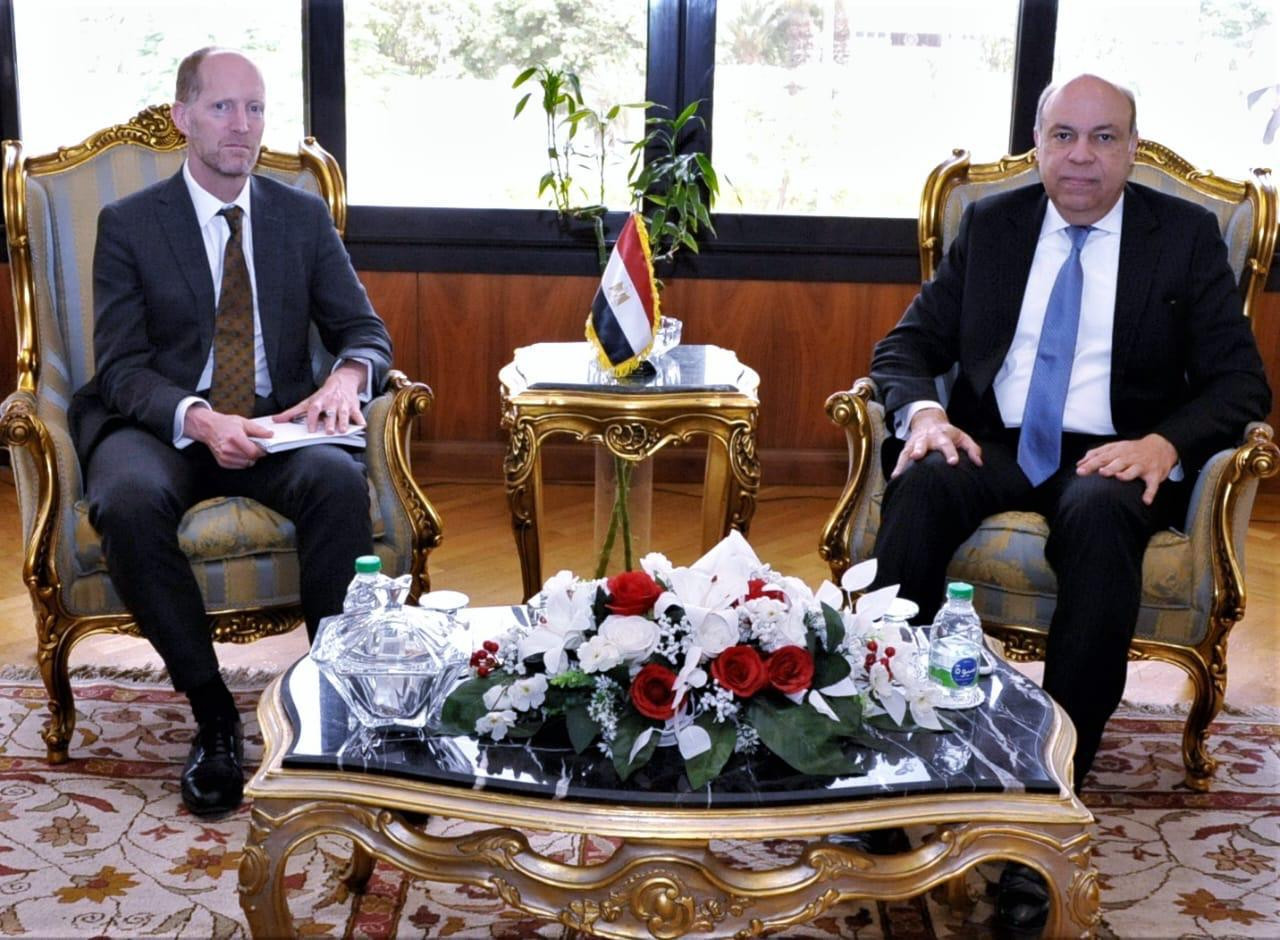 وزير الطيران