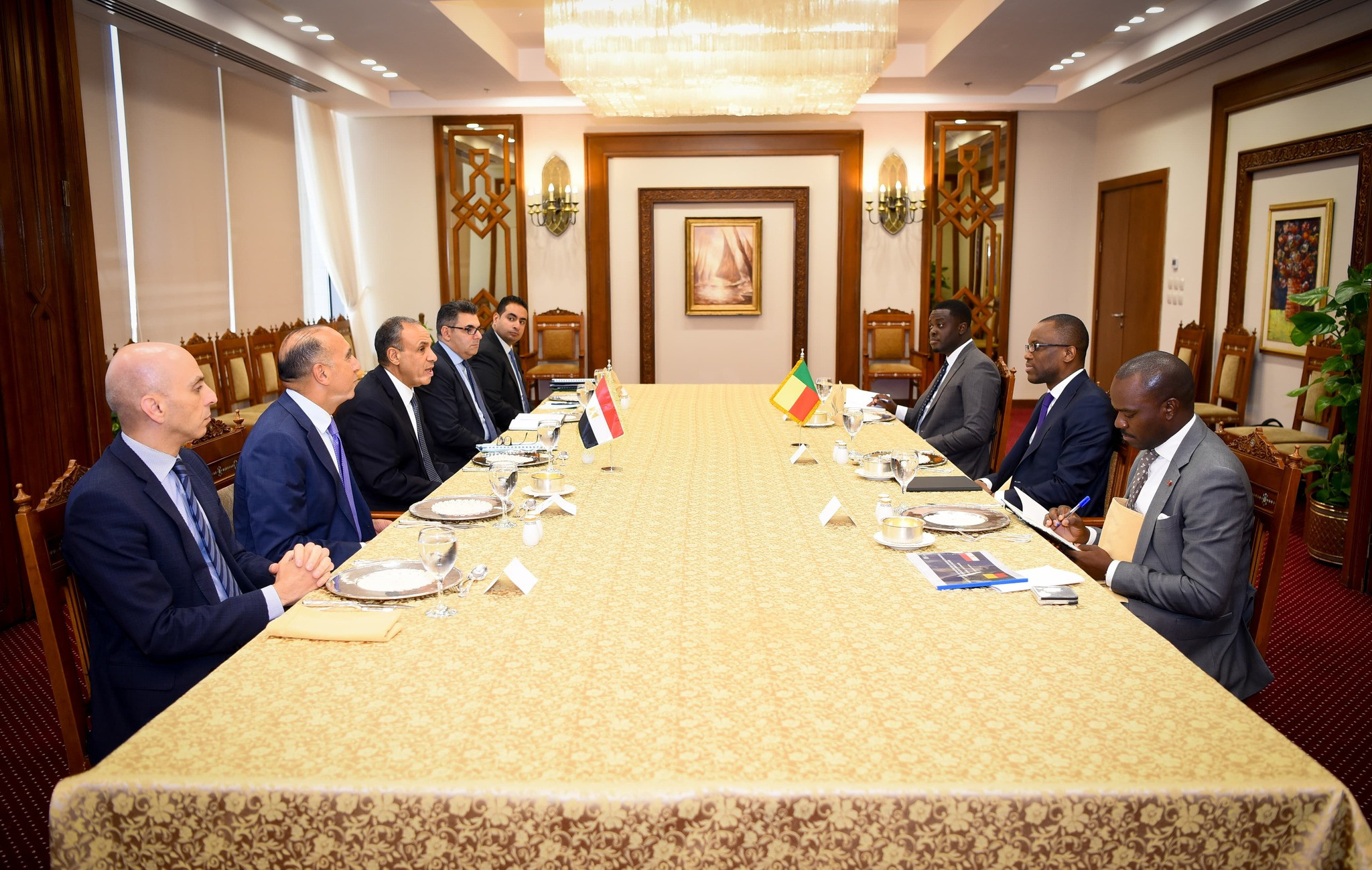 عبد العاطي ووزير خارجية بنين