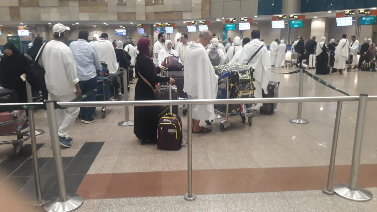 الحجاج بمطار القاهرة