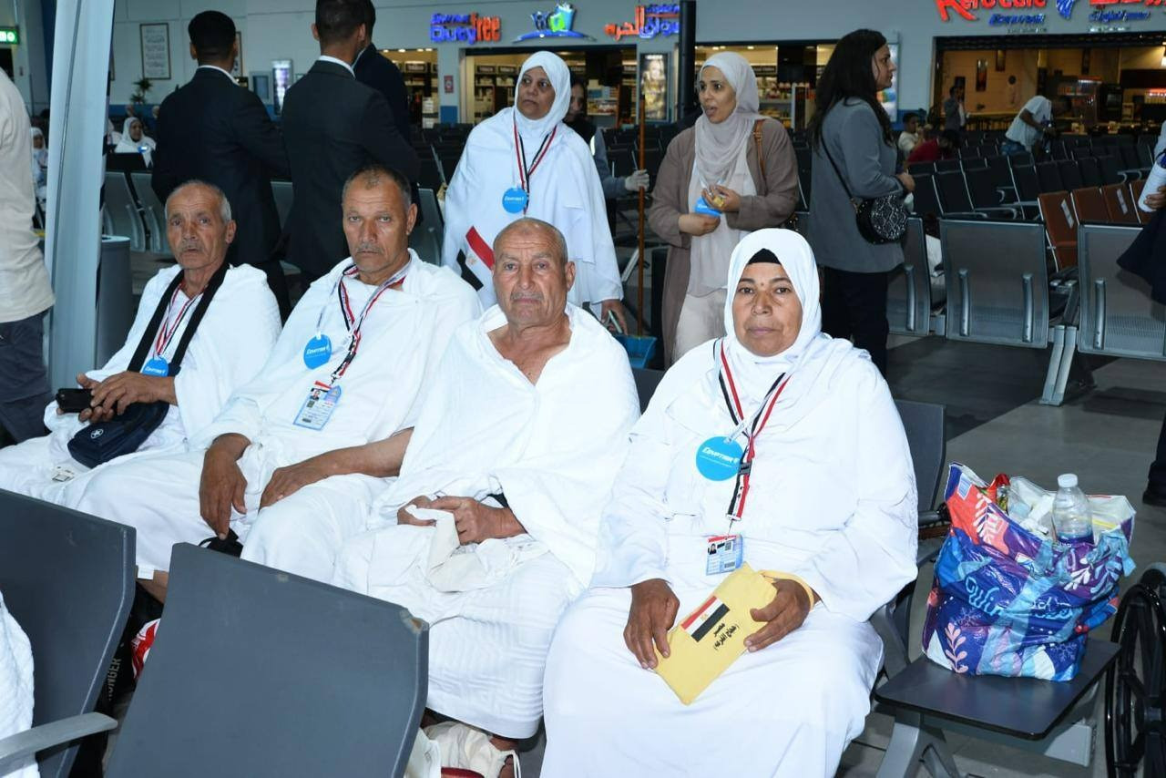 الحجاج بمطار القاهرة