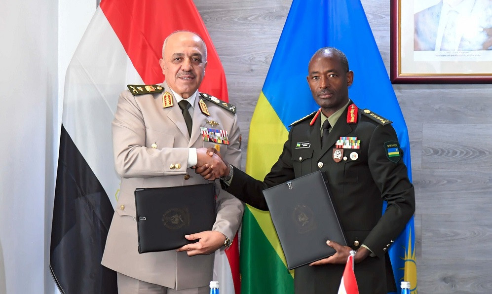 الفريق أحمد خليفة