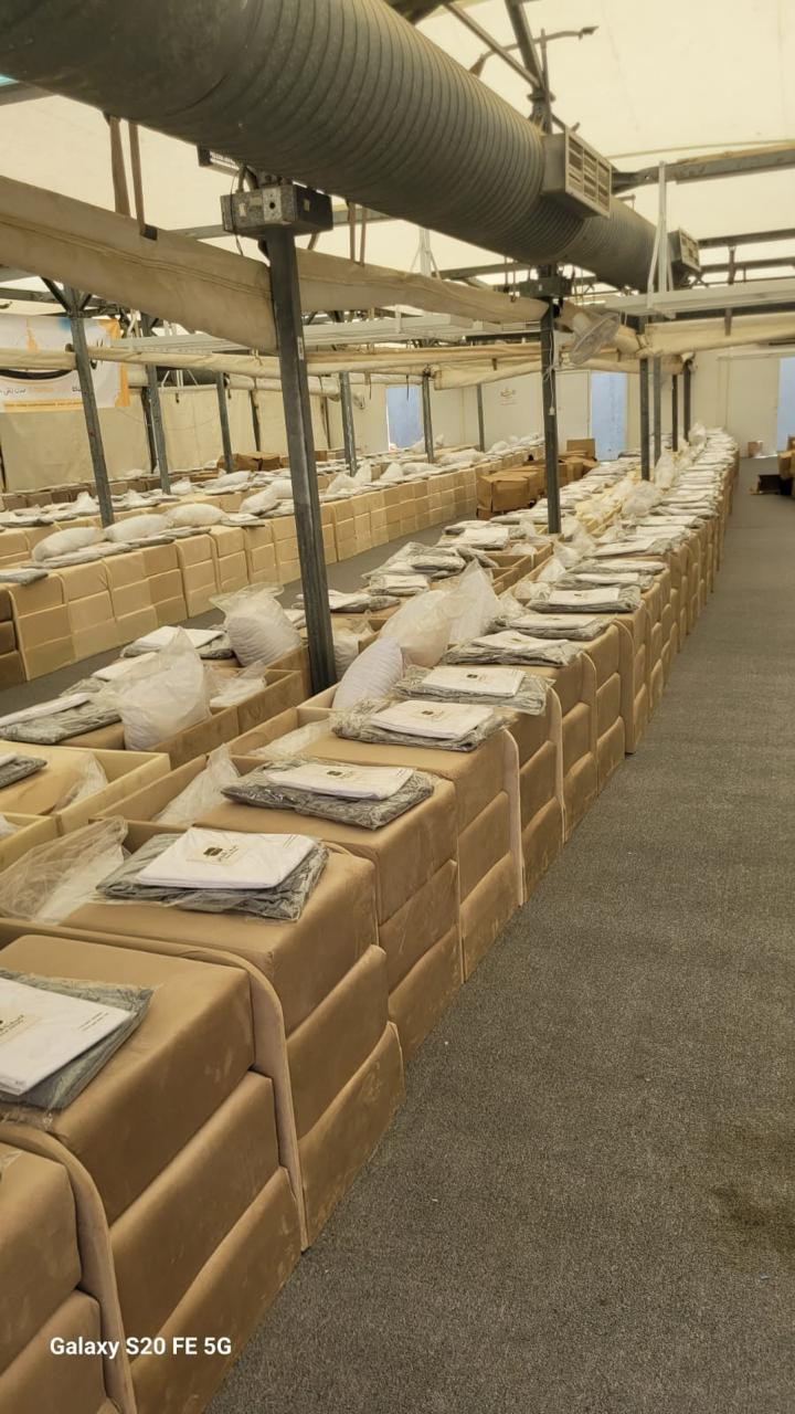 وصول طلائع حجاج السياحة إلى عرفات