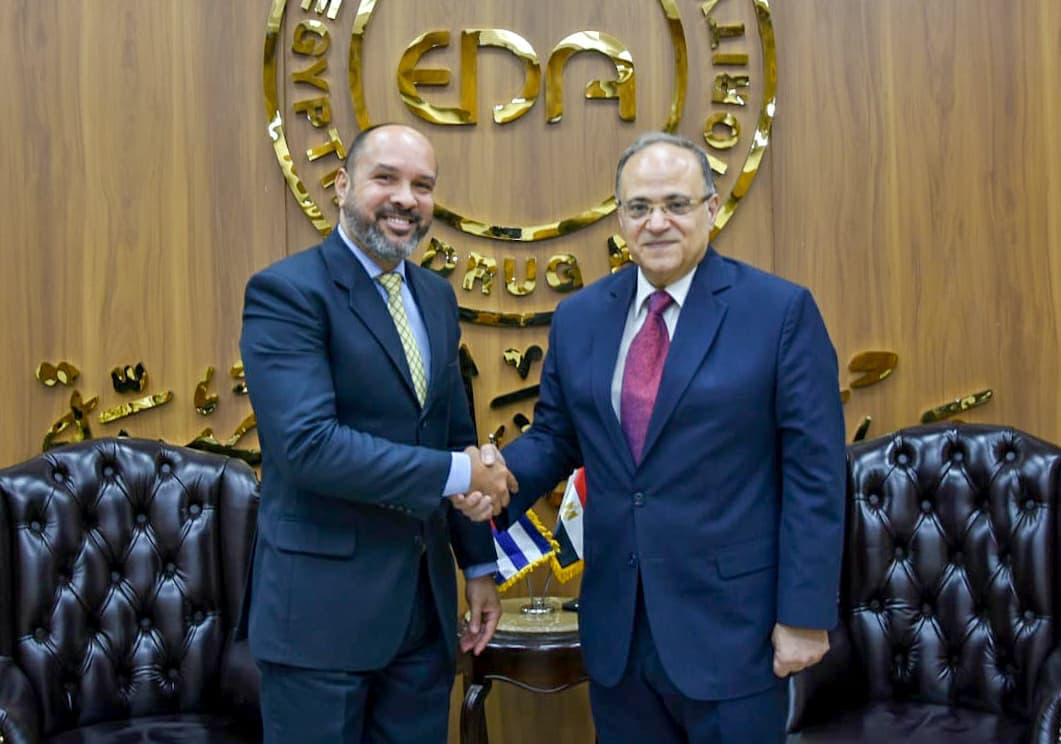 الغمراوي و سفير كوبا