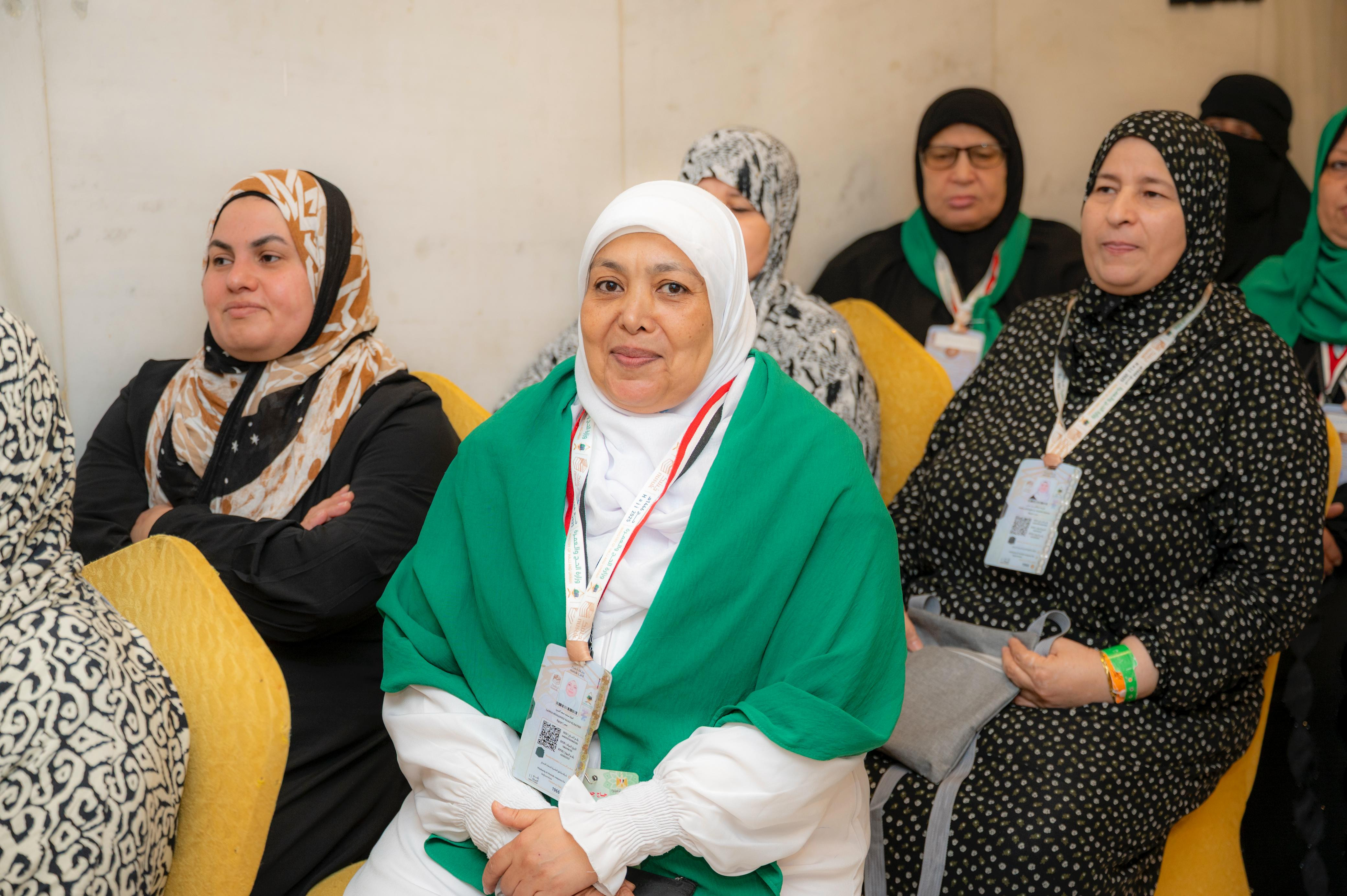 حجاج الجمعيات الأهلية