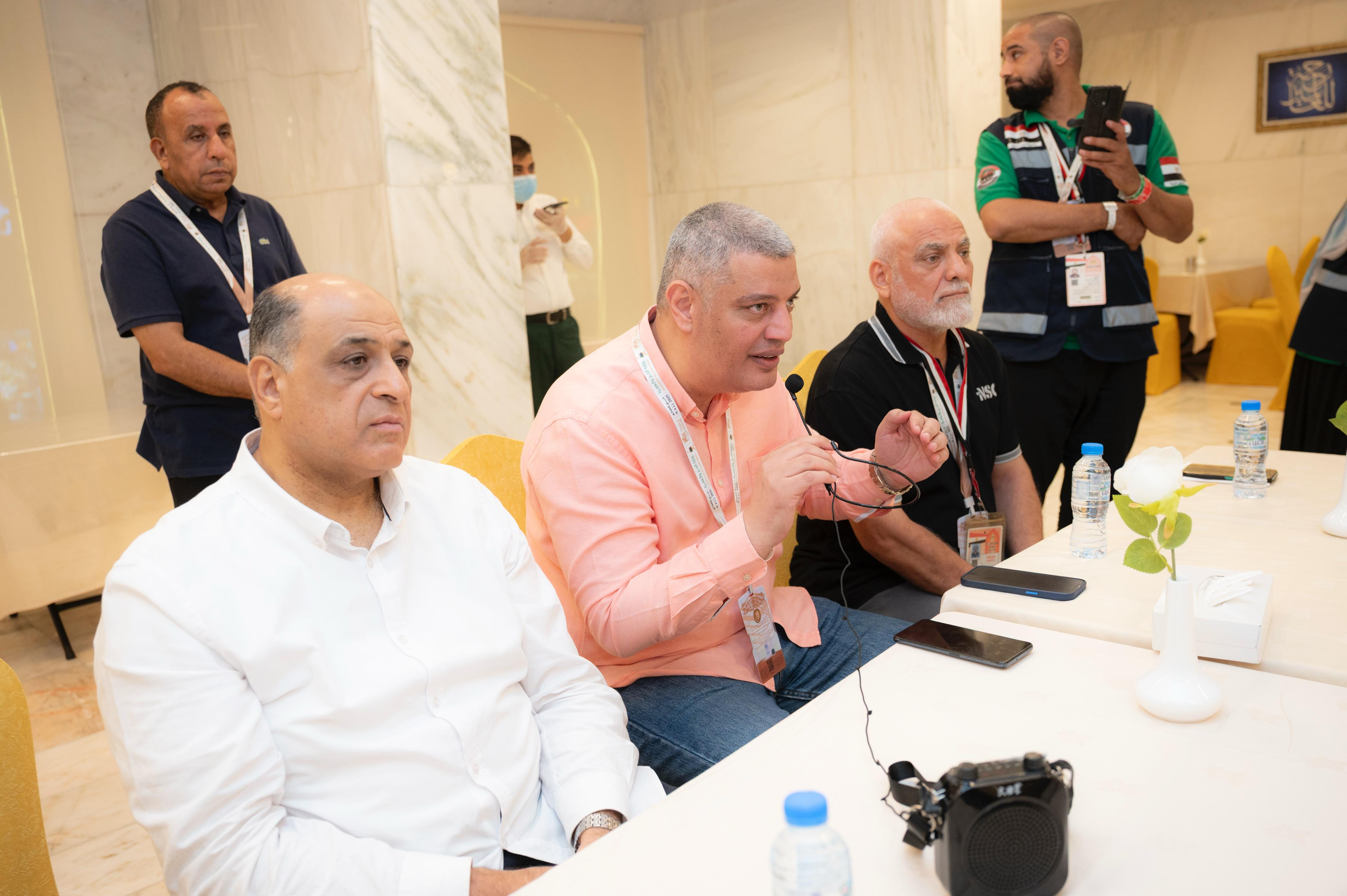 حجاج الجمعيات الأهلية