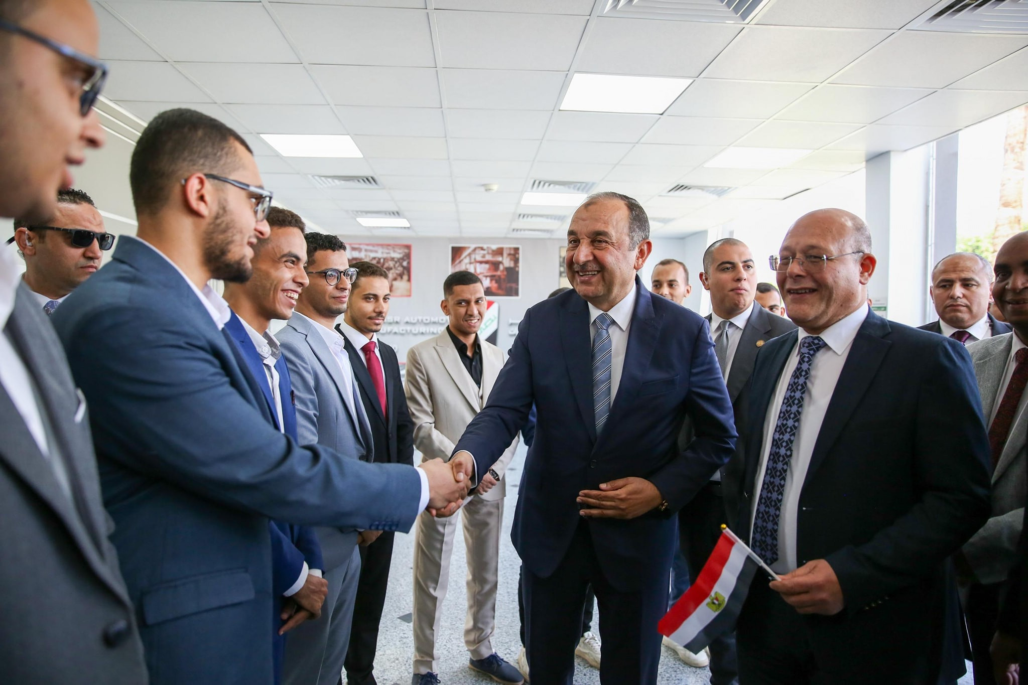 وزير قطاع الاعمال