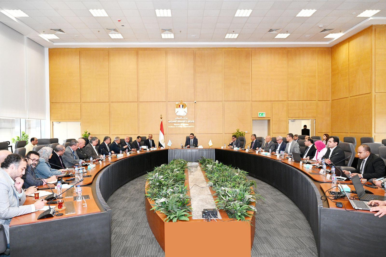 وزير الإسكان