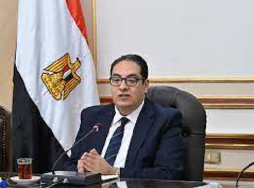 رئيس جامعة القاهرة