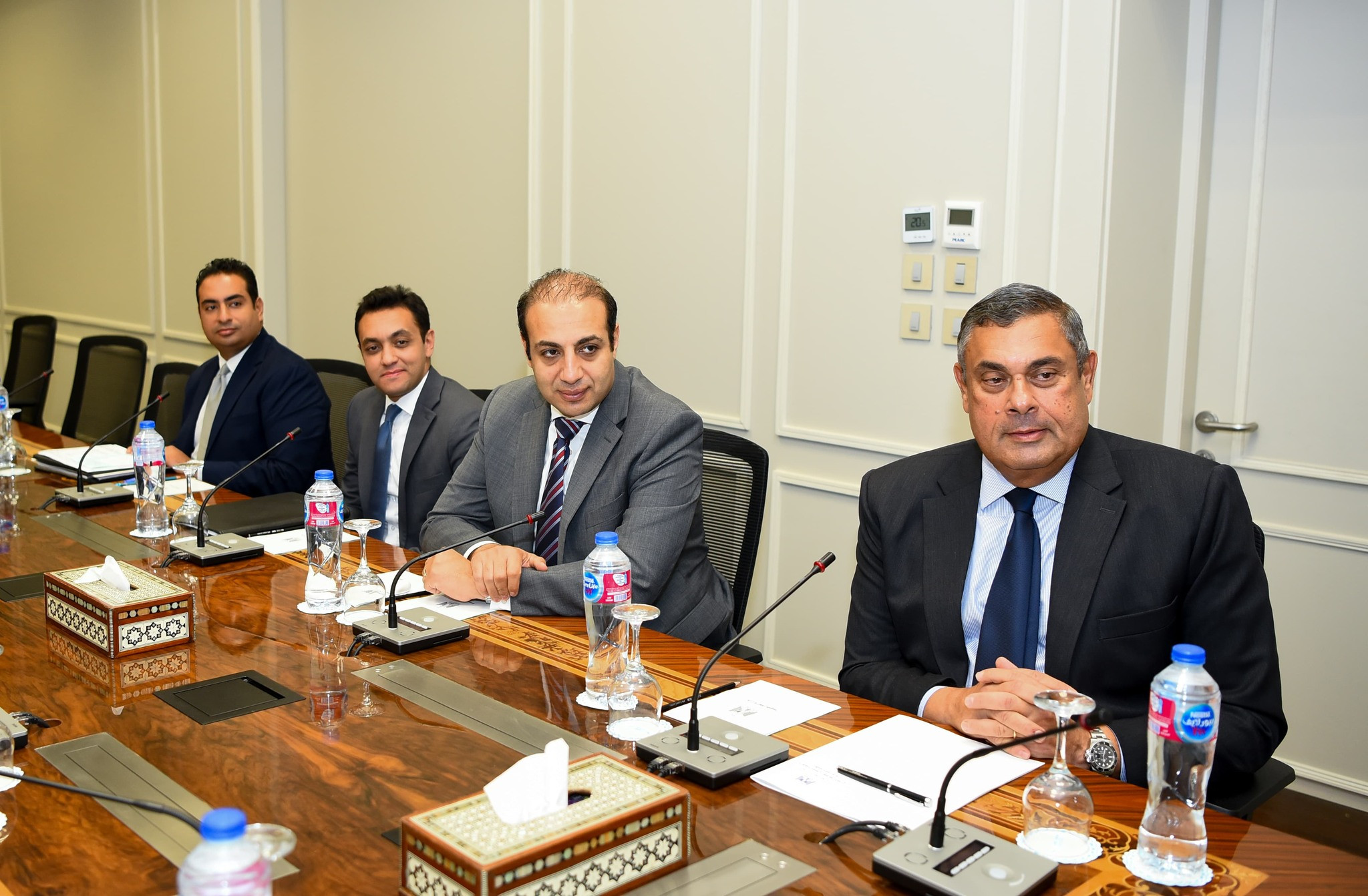 وزير الخارجية