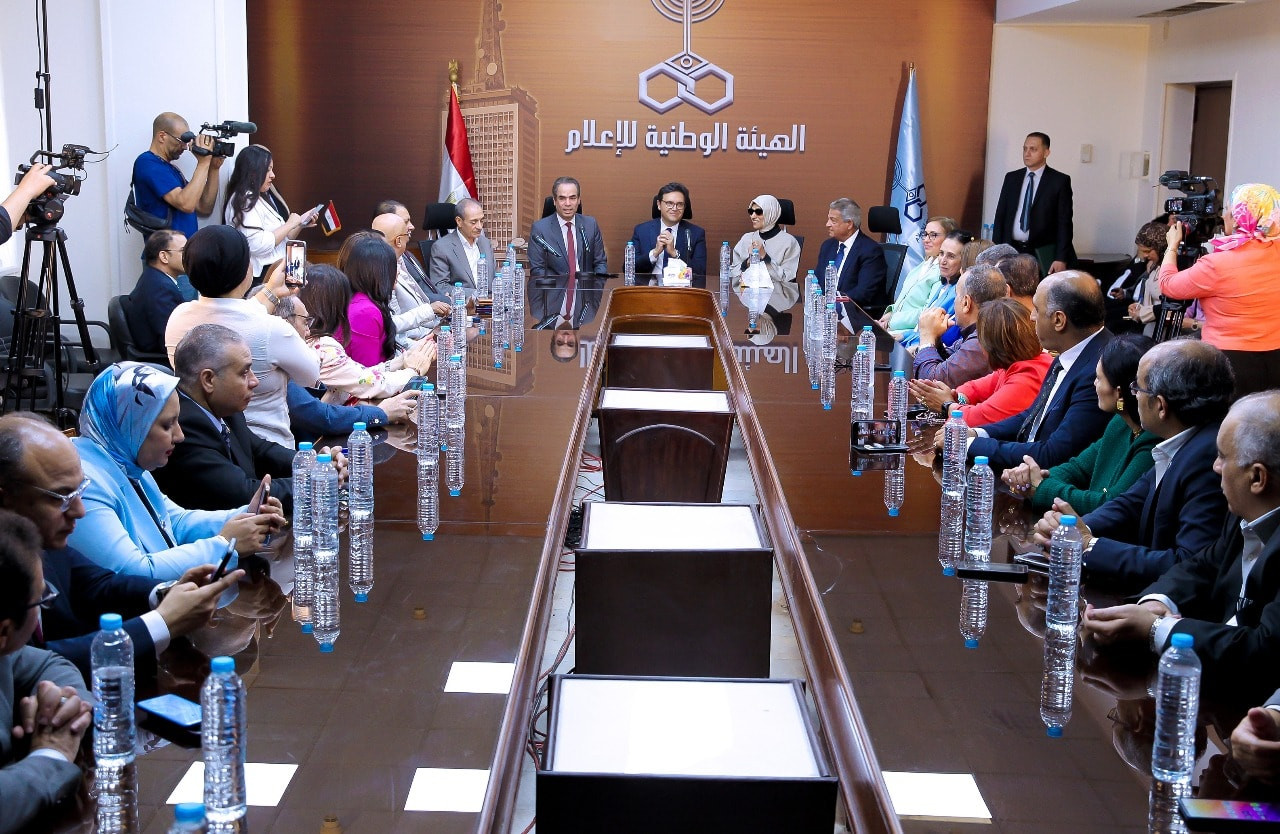 وزير الثقافة والمسلماني