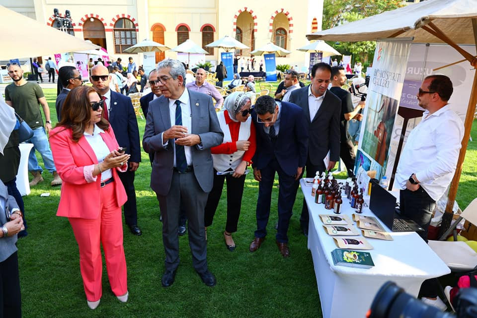 وزيرة التنمية المحلية