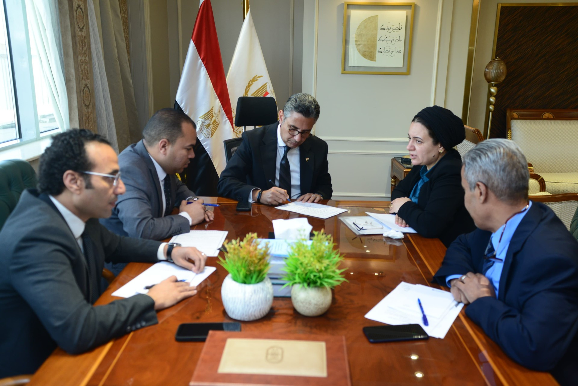 وزير التموين