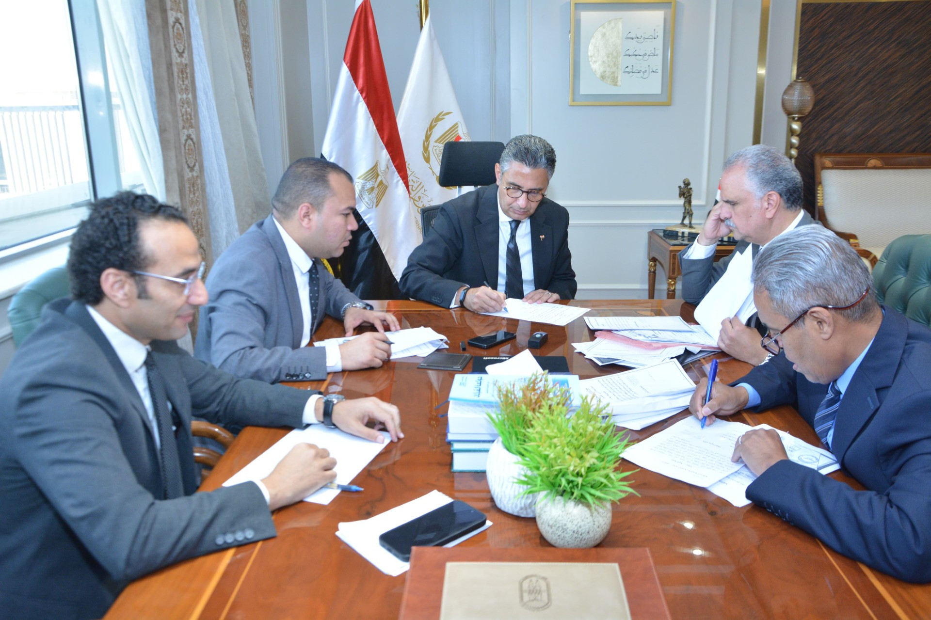 وزير التموين