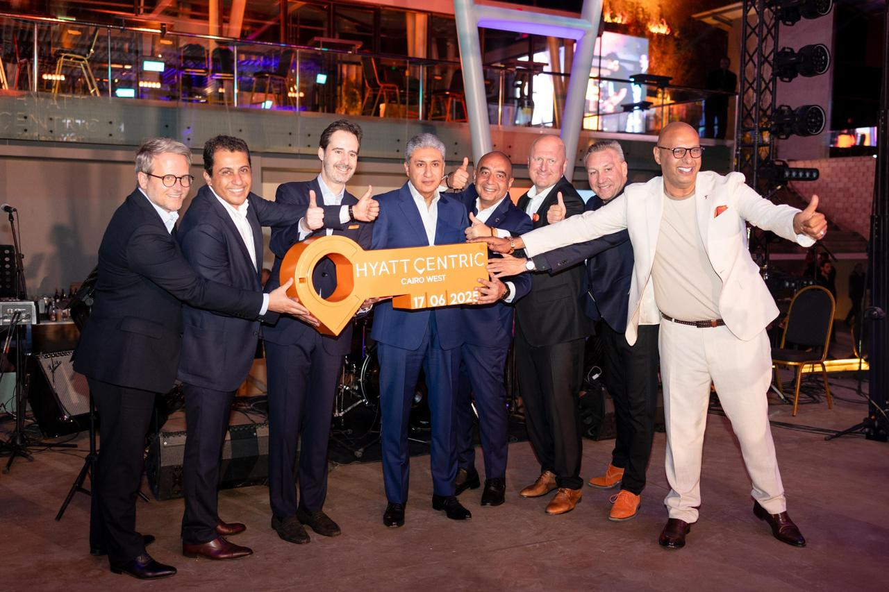 افتتاح فندق