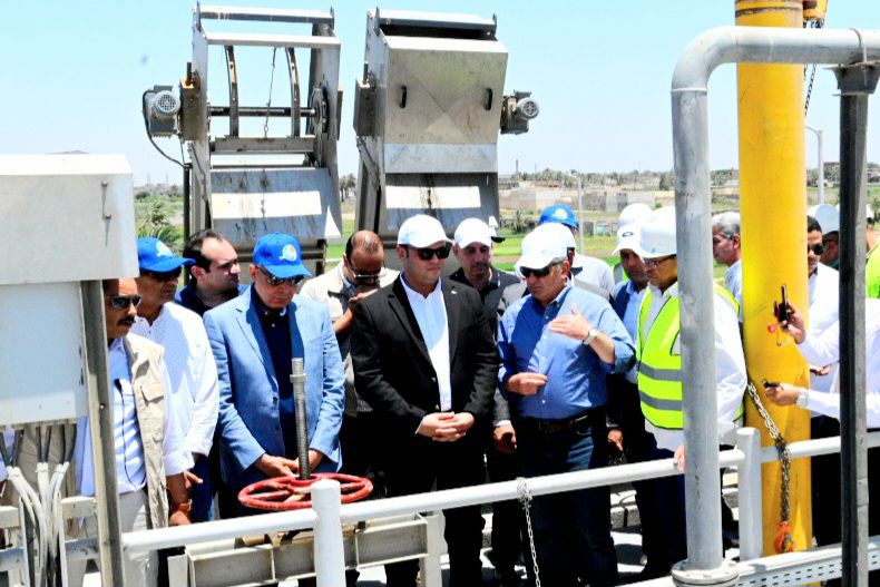 وزير الاسكان