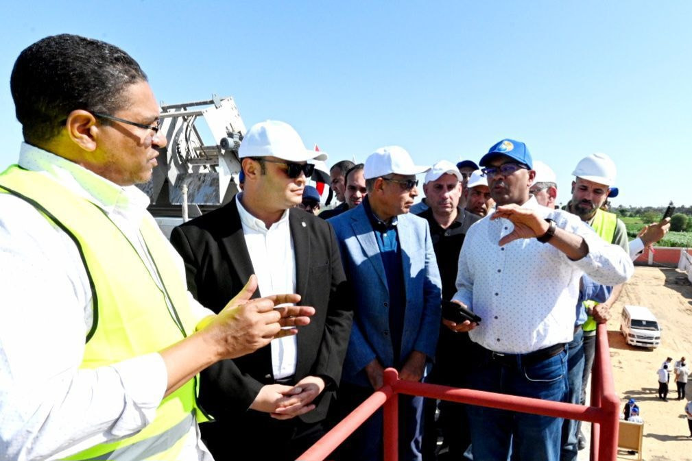 وزير الاسكان في المنيا