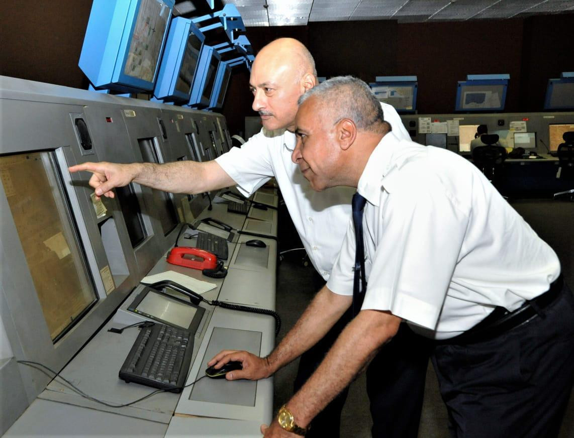 وزير الطيران