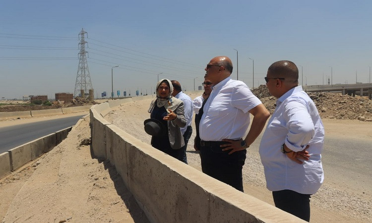 محافظ القليوبية يتفقد منطقة أم بيومي وكباري العصار