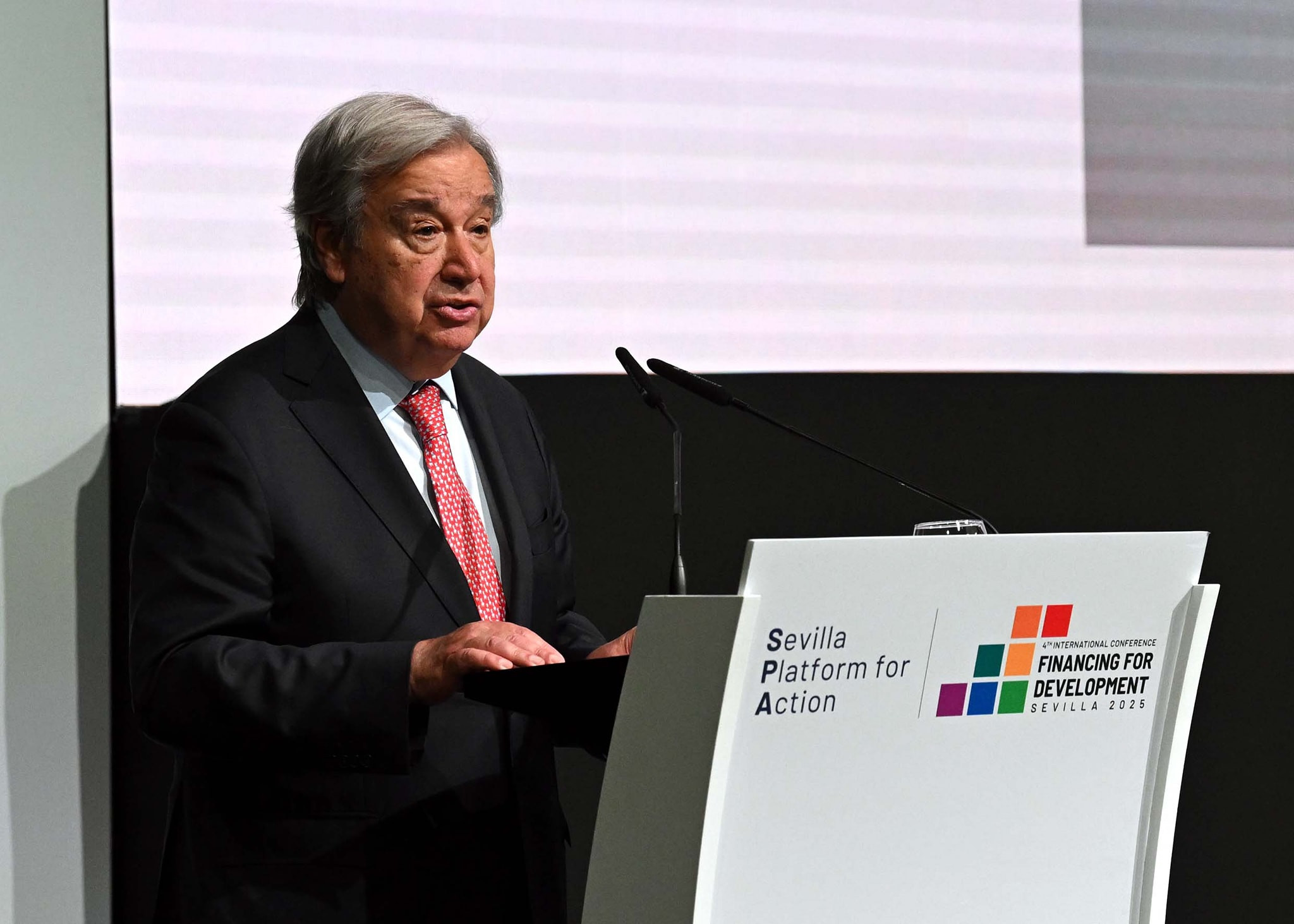 رئيس الوزراء