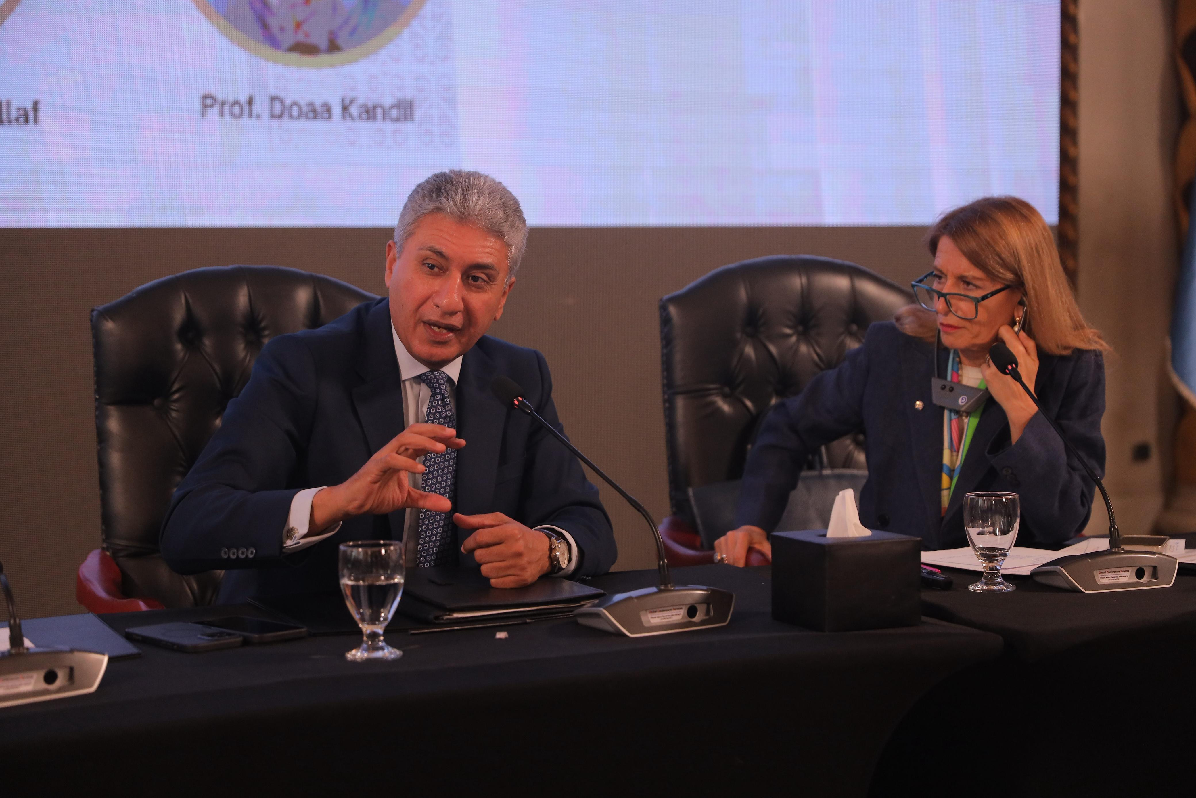 وزير السياح