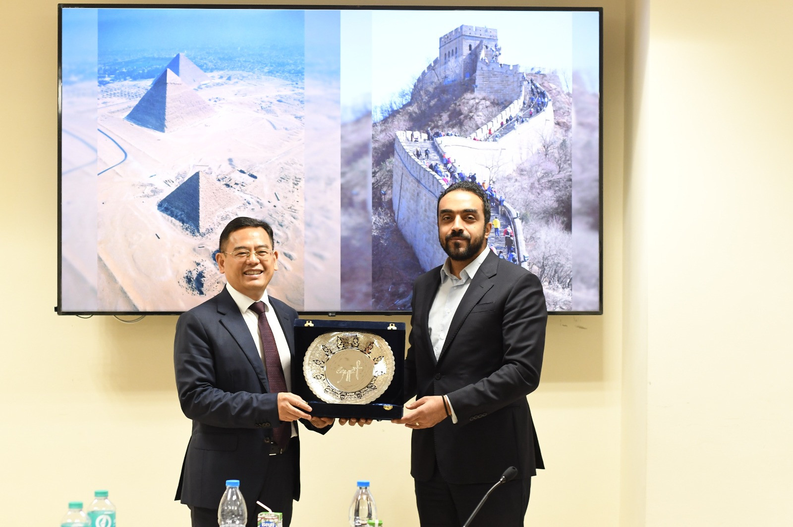 مصر والصين يبحثان التسجيل المشترك لمقياس النيل ونقوش بايهيليانج&nbsp;