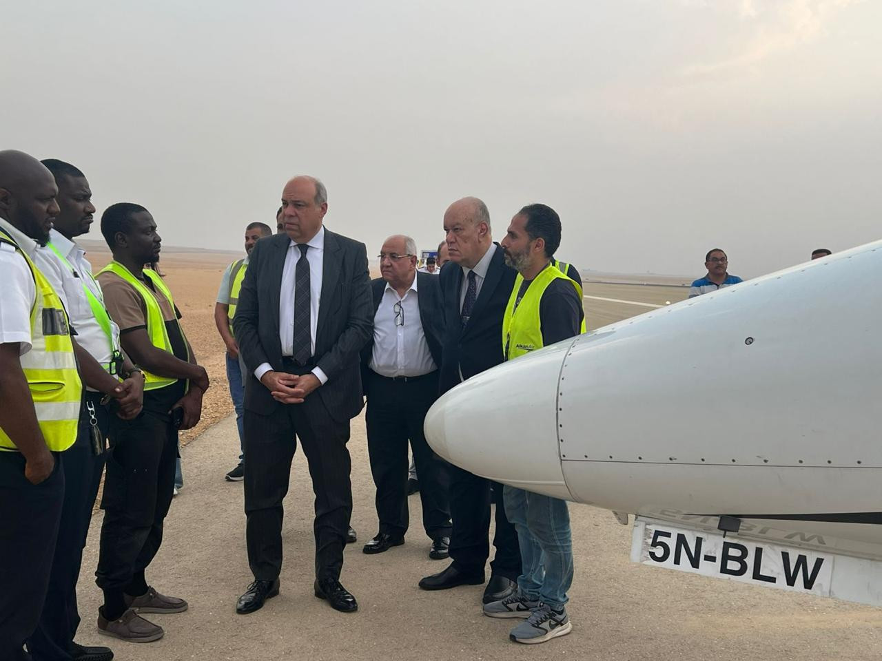 وزير الطيران