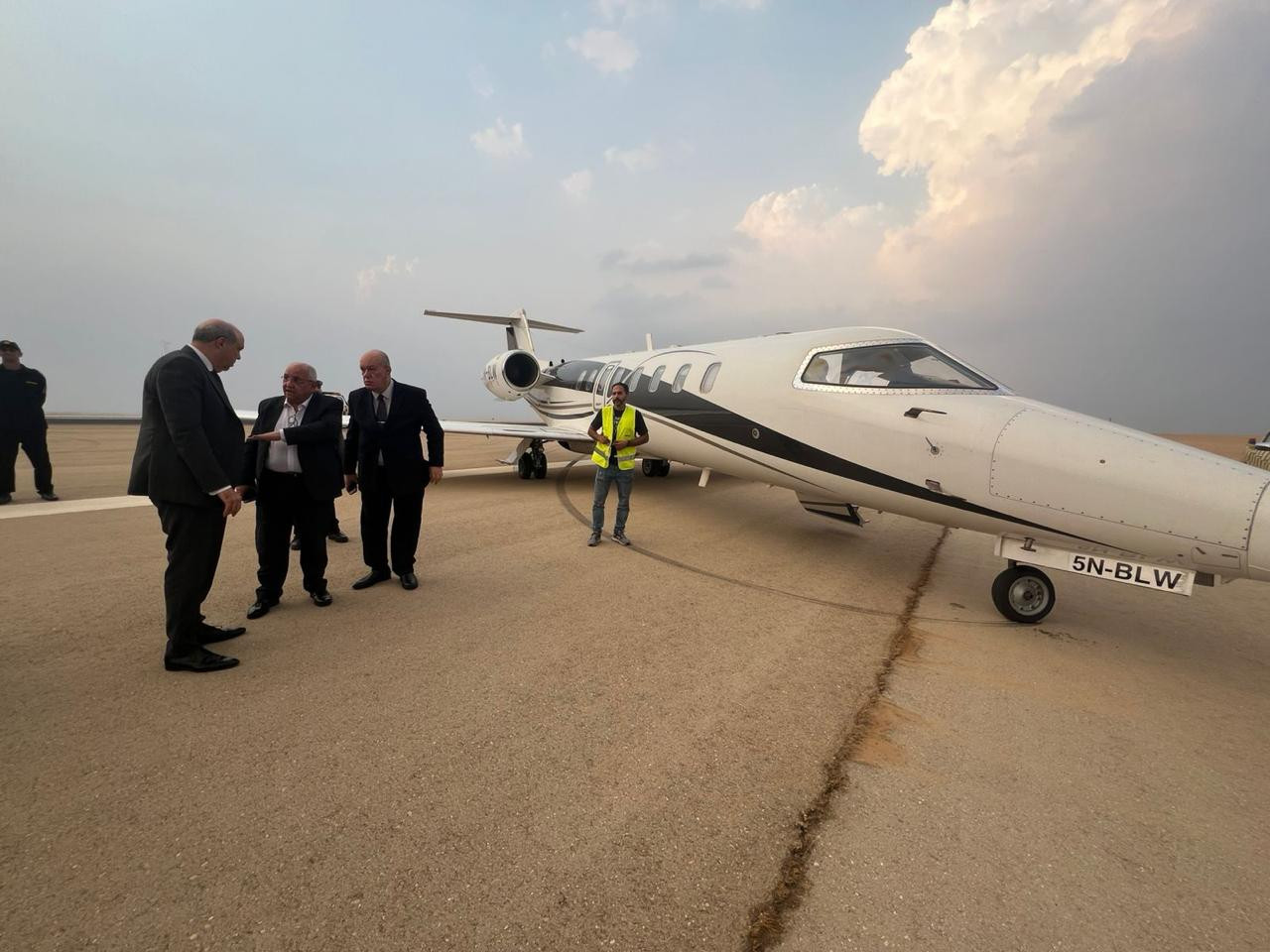 وزير الطيران