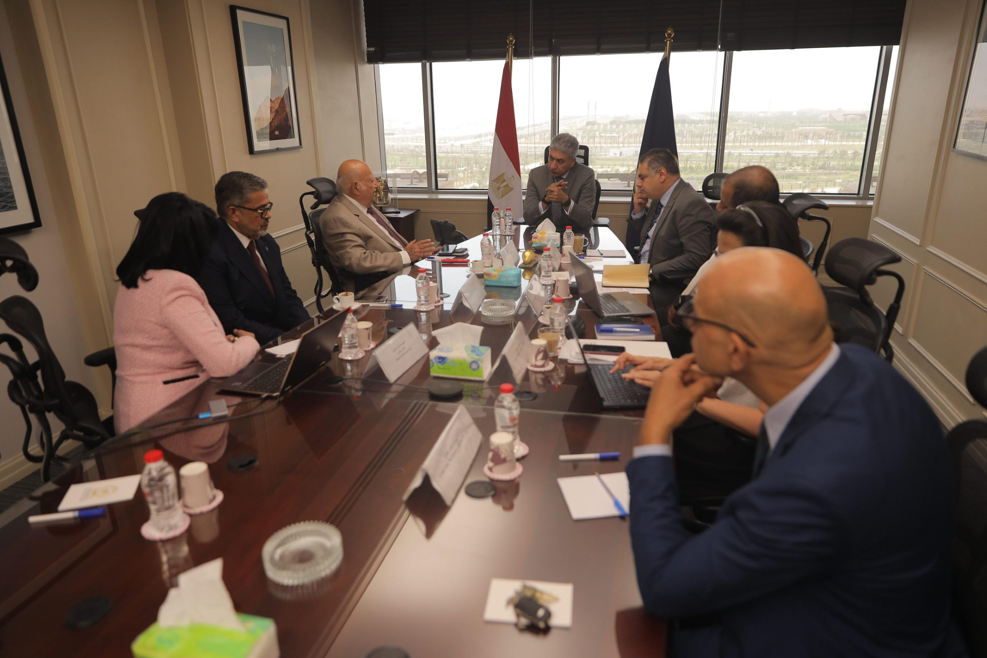 وزير السياحة والاثار