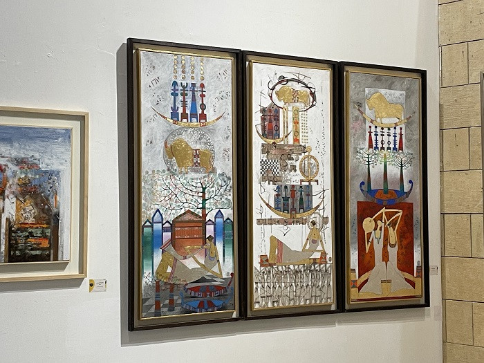 معرض فن تشكيلي