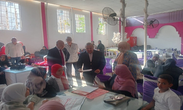 محافظ الغربية يوجه بزيادة عدد مقرات الكشف الطبي لطلاب المدارس بزفتى