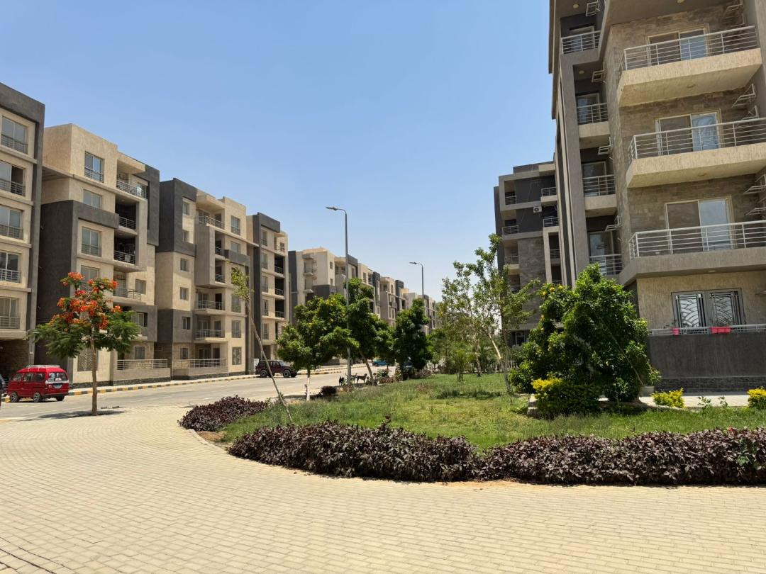وزير الإسكان
