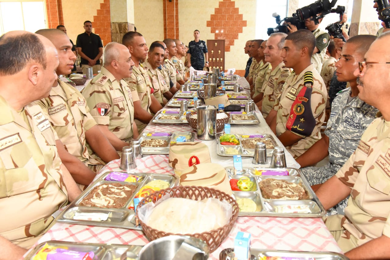 الفريق أحمد خليفة