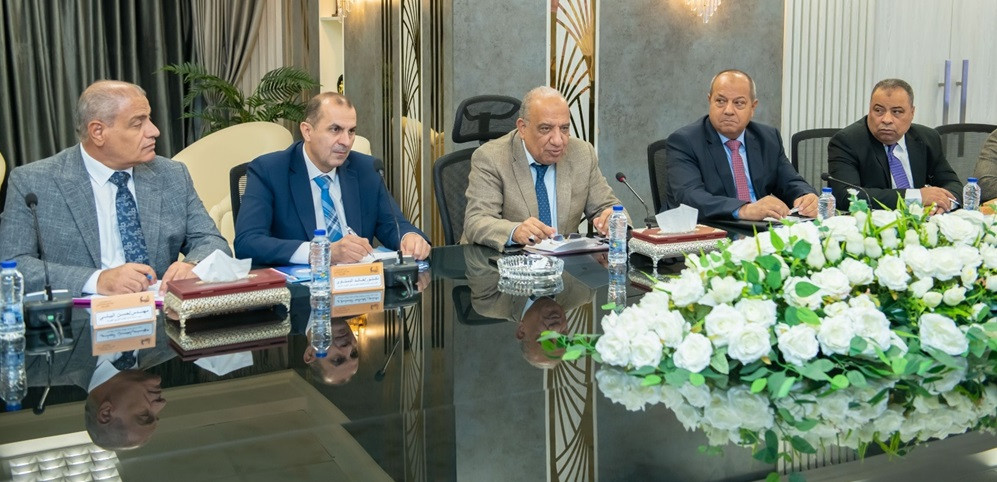 وزيرا الإنتاج الحربي والكهرباء