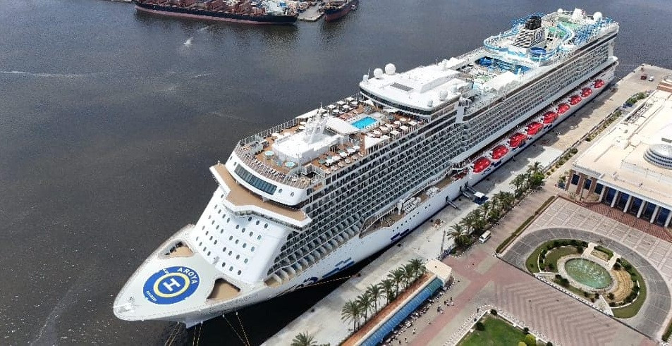 محطة الركاب السياحية بميناء الإسكندرية