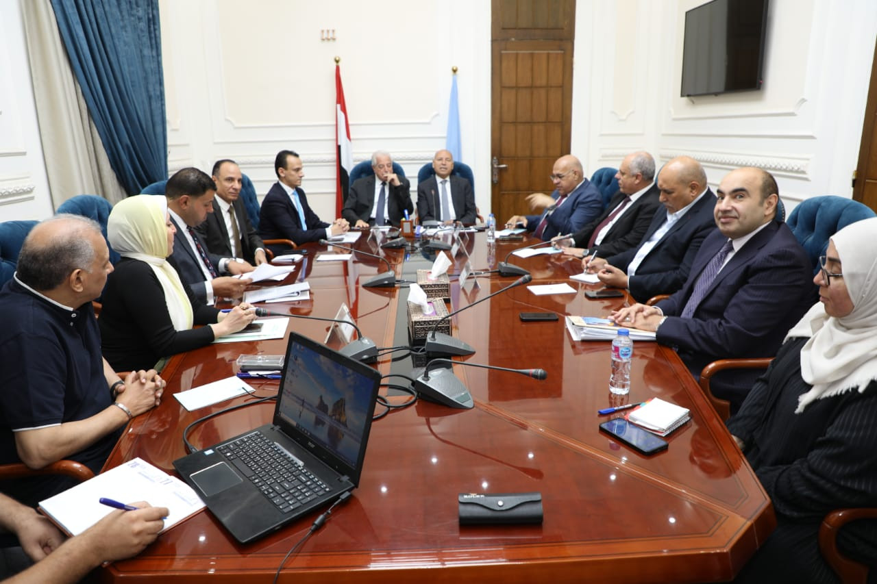 محافظ القاهرة يتابع تطوير حديقة الأزبكية لاستعادة رونق القاهرة الخديوي