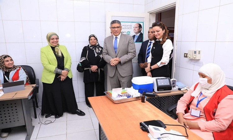 محافظ الجيزة يُدشّن حملة 